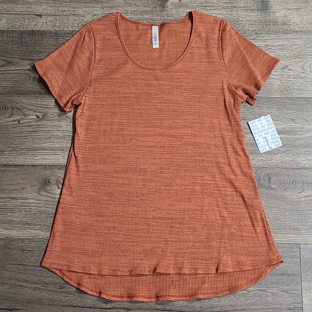Orange Ribbed Large LuLaRoe Classic T